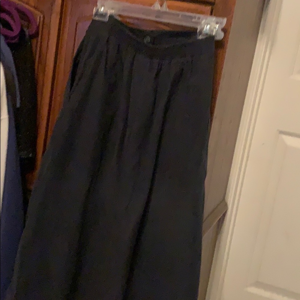 Napa Valley size 8 black skirt - Picture 5 of 6